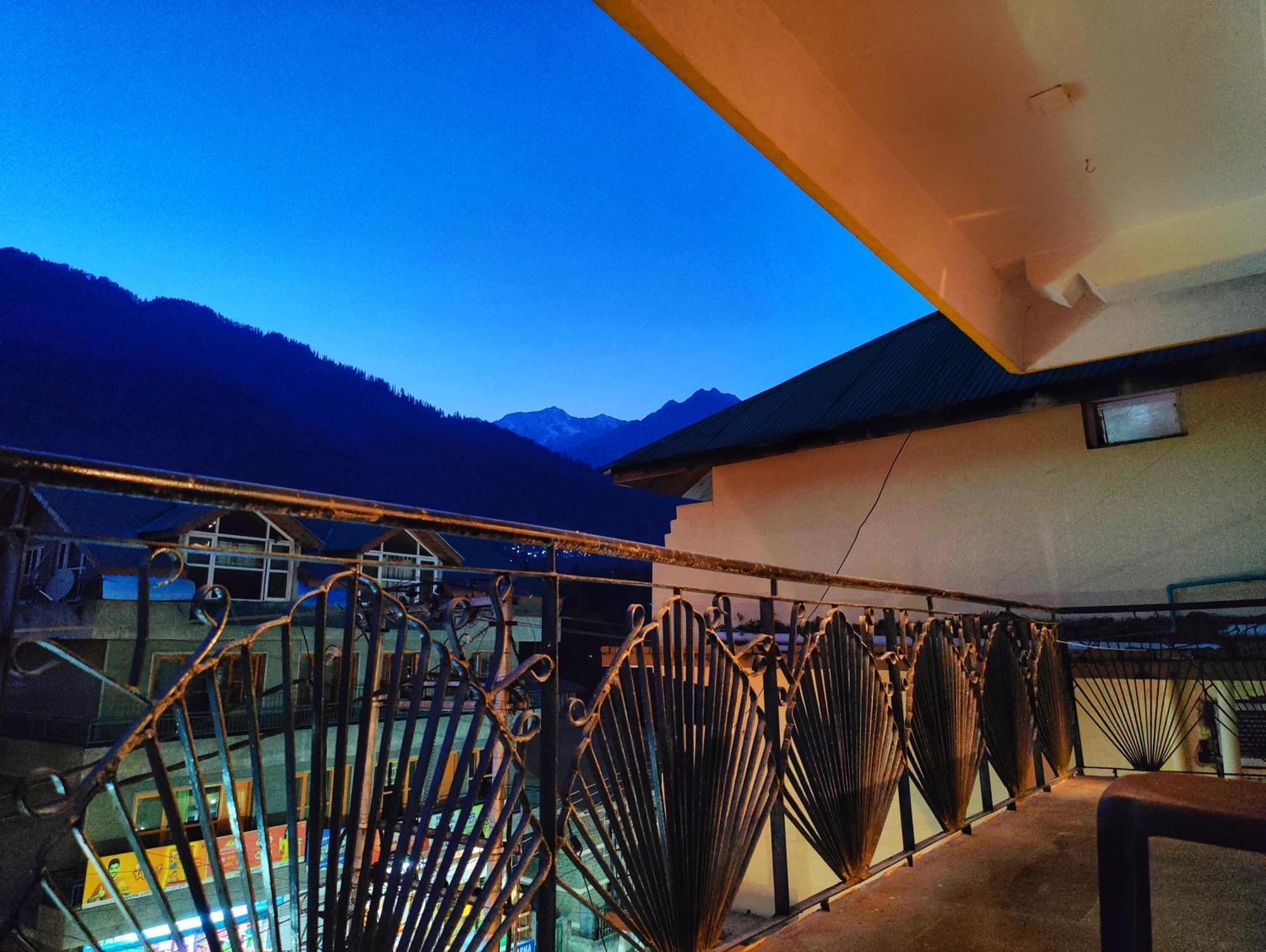 Surya International Hotel Manali Near Mall Road Экстерьер фото