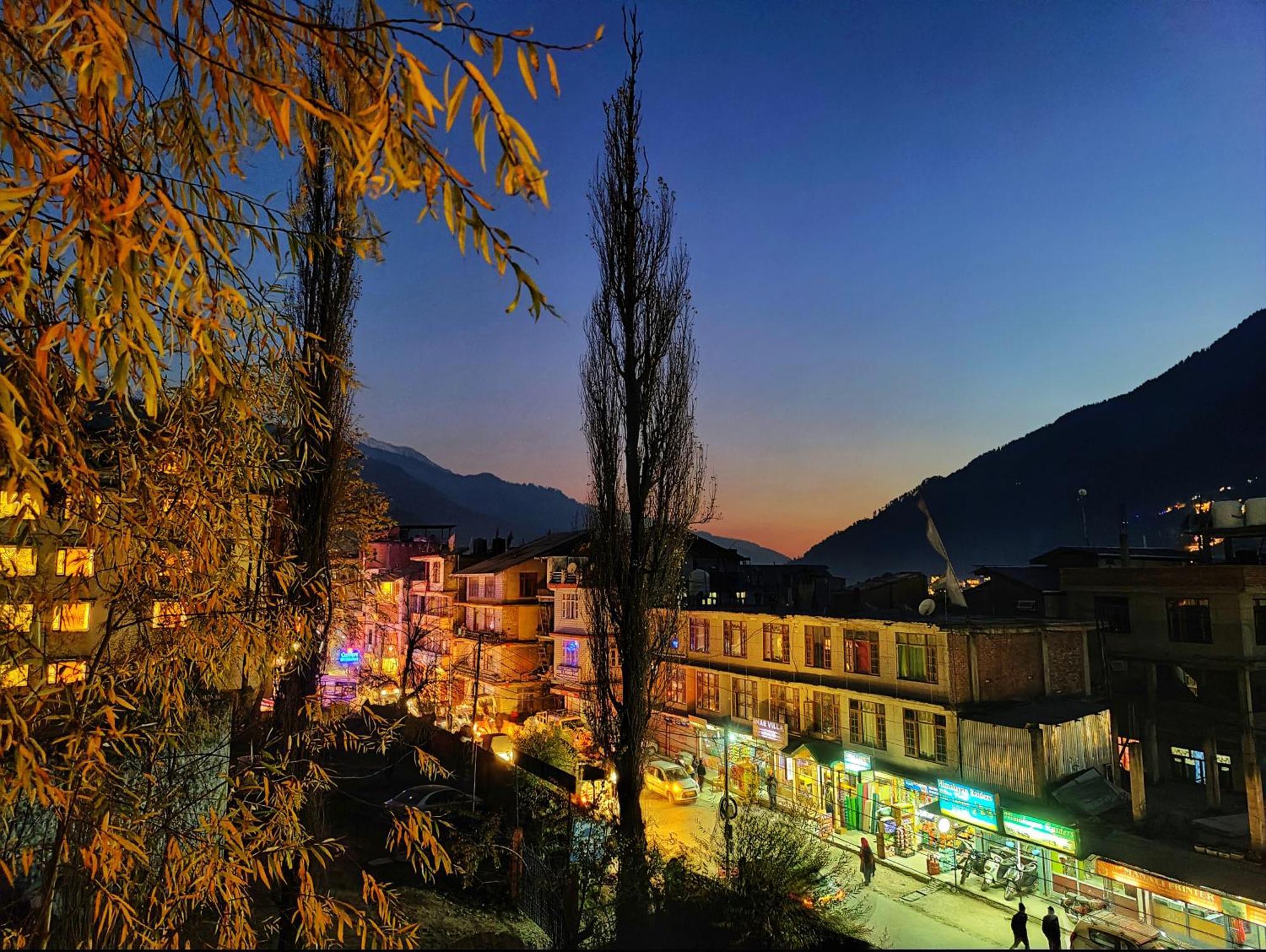 Surya International Hotel Manali Near Mall Road Экстерьер фото