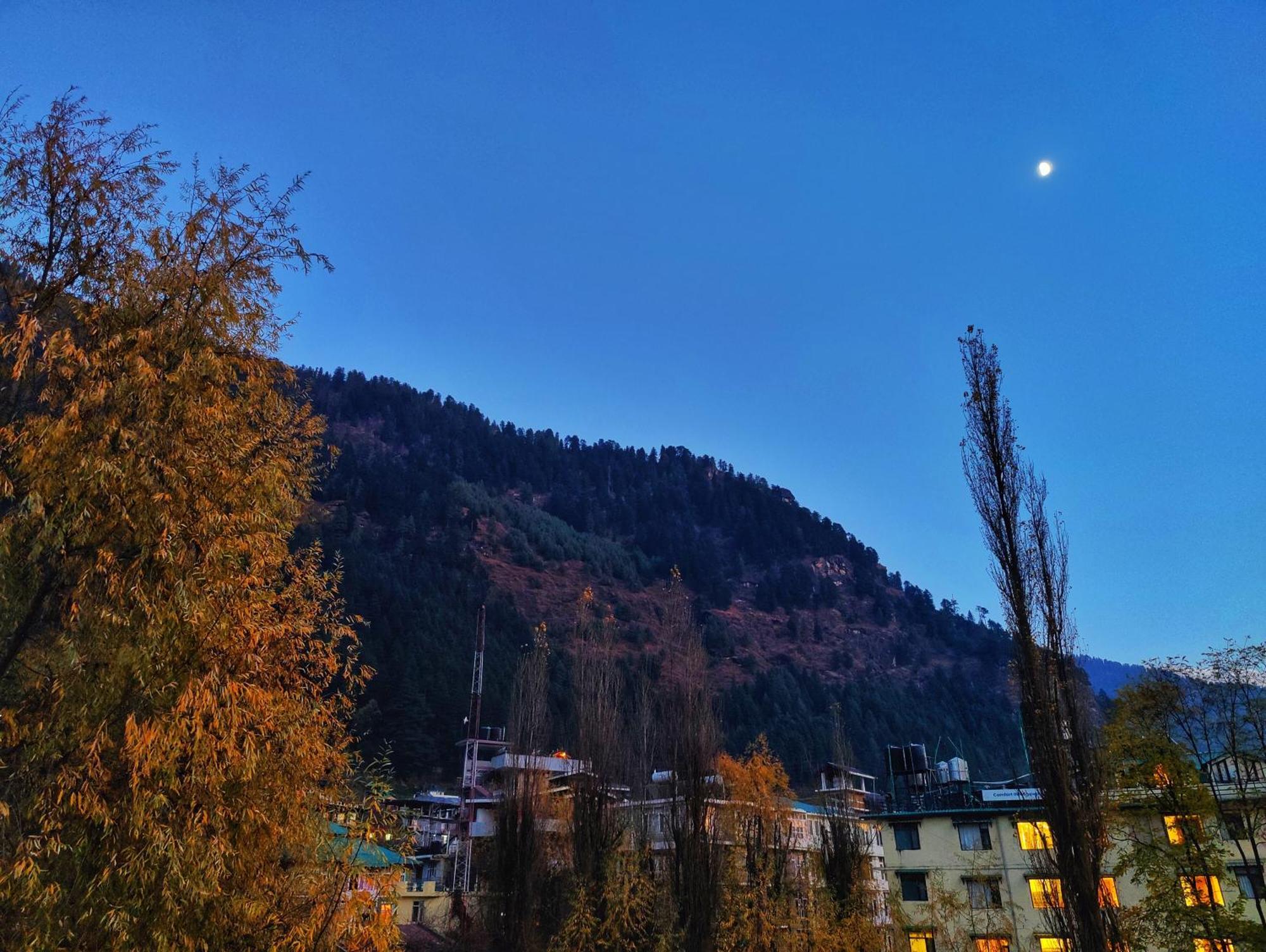 Surya International Hotel Manali Near Mall Road Экстерьер фото